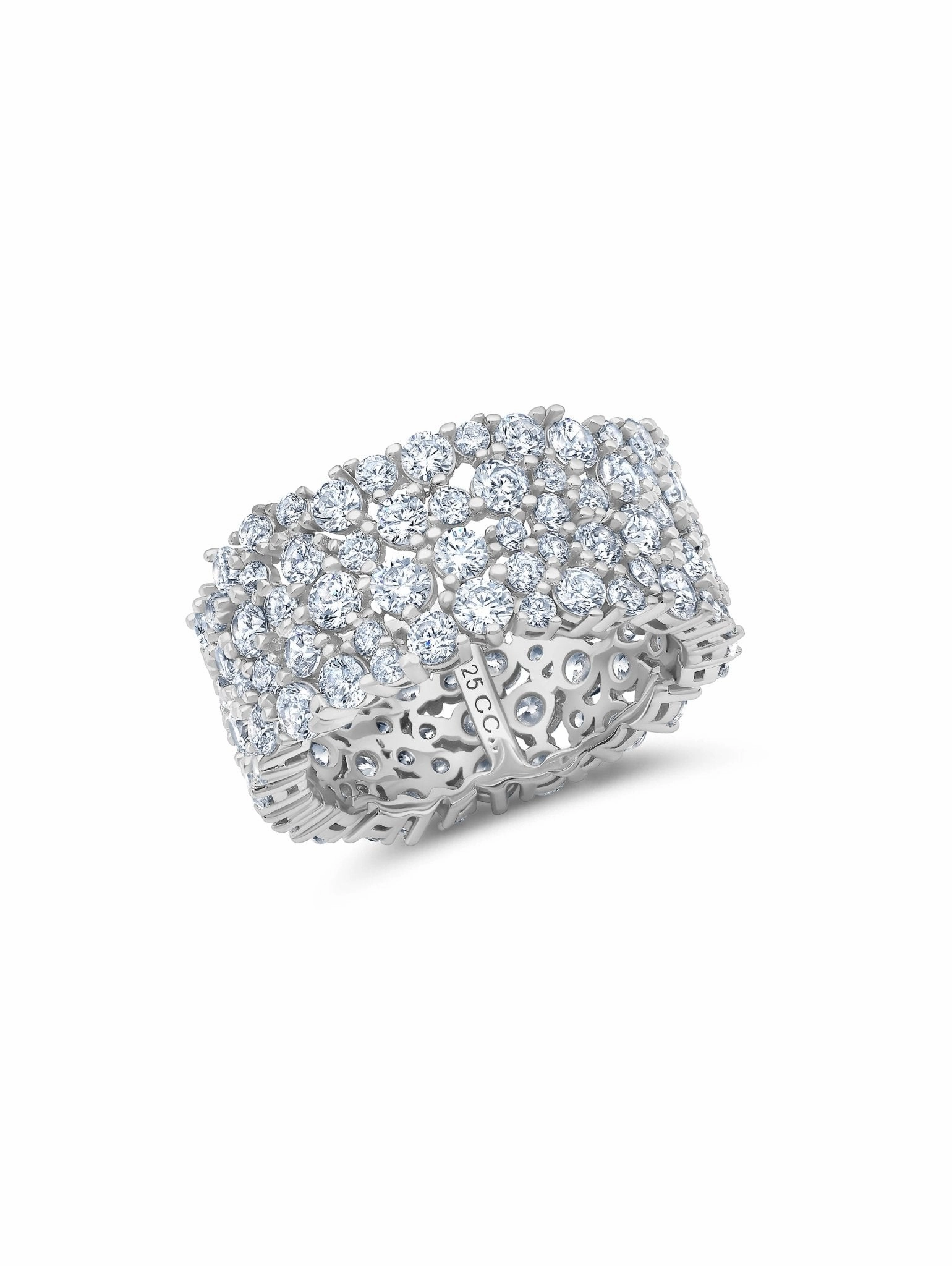 Large Cluster Ring in Platinum
