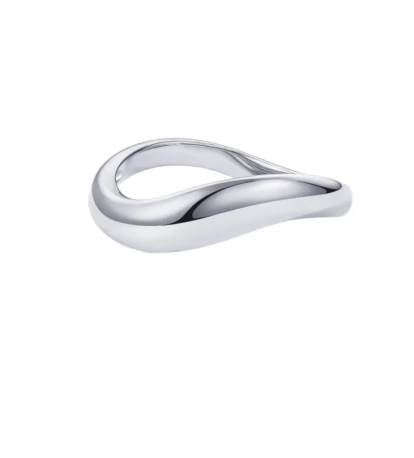 Solid Wavy Ring